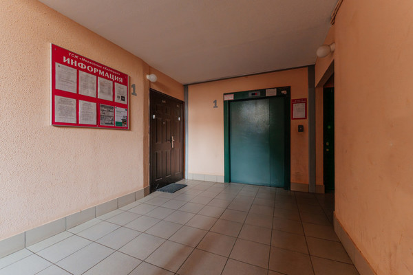 Продам однокомнатную (1-комн.) квартиру, Верхняя ул, 3к1, Старая д