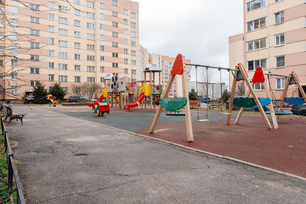 Продам однокомнатную (1-комн.) квартиру, Верхняя ул, 3к1, Старая д