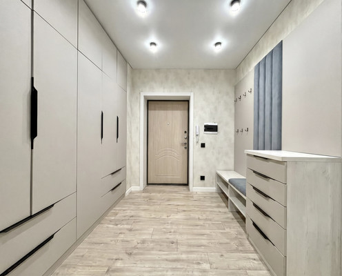 Продам трехкомнатную (3-комн.) квартиру, Южная наб, 10, Красноярск г