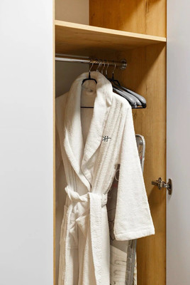 Продам однокомнатную (1-комн.) квартиру, Варфоломеевская ул, 6, Санкт-Петербург г