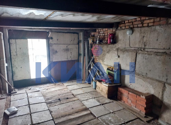Продам гараж 20,6 м2, Красной Армии ул, 71кг, Красноярск г