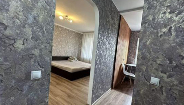 Сдам однокомнатную (1-комн.) квартиру, 1 мкр, 56, Кропоткин г