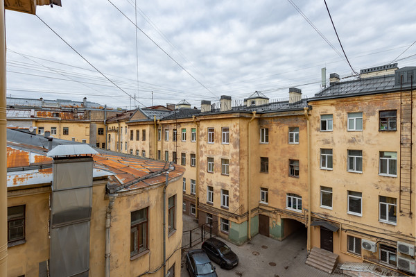 Продам многокомнатную квартиру, Разъезжая ул, 43Ак1, Санкт-Петербург г