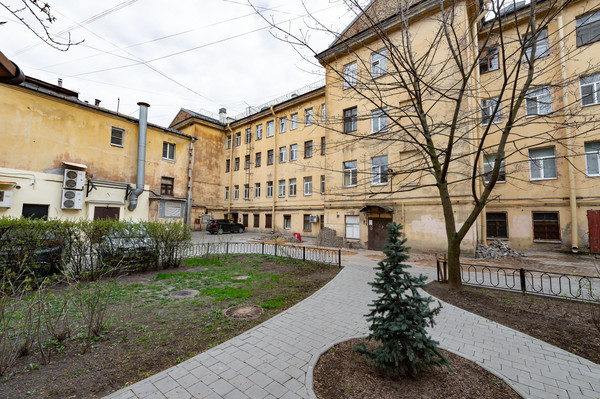 Продам многокомнатную квартиру, Разъезжая ул, 43Ак1, Санкт-Петербург г