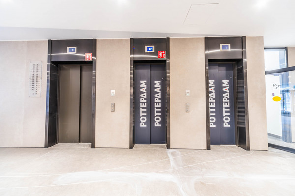 Продам трехкомнатную (3-комн.) квартиру, Нагатинская наб, 4бк2, Москва г