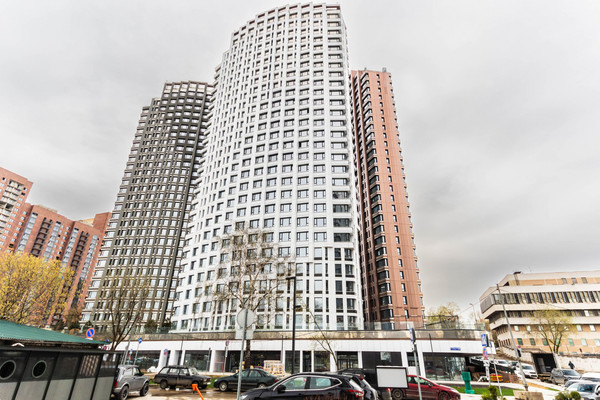 Продам трехкомнатную (3-комн.) квартиру, Нагатинская наб, 4бк2, Москва г