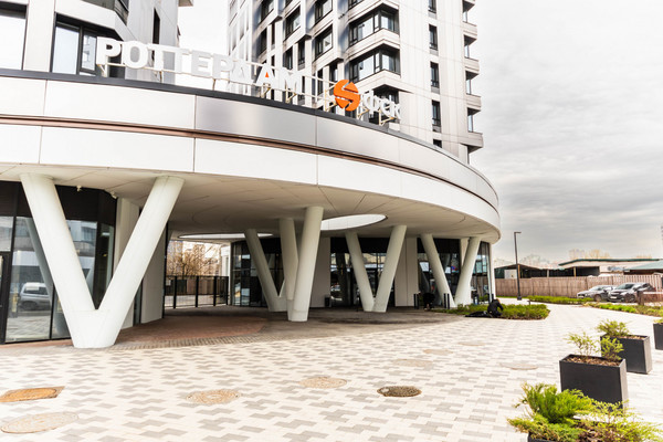 Продам трехкомнатную (3-комн.) квартиру, Нагатинская наб, 4бк2, Москва г