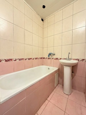 Продам двухкомнатную (2-комн.) квартиру, Неделина ул, 12, Нальчик г