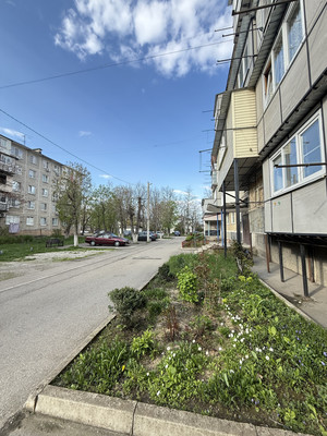 Продам двухкомнатную (2-комн.) квартиру, Неделина ул, 12, Нальчик г