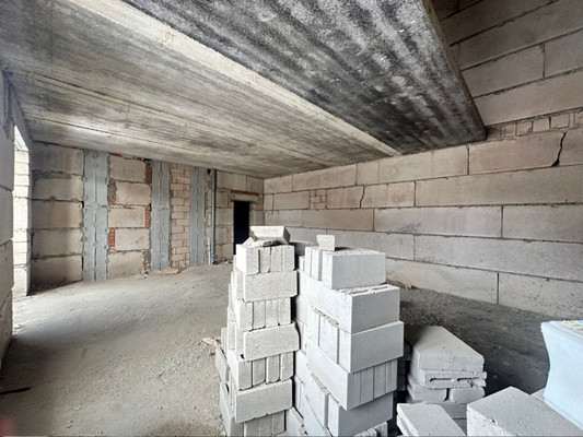 Продам однокомнатную (1-комн.) квартиру, им. Сижажева М.В. ул, 27, Чегем г