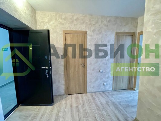 Продам двухкомнатную (2-комн.) квартиру, Сибирская ул, 74, Томск г