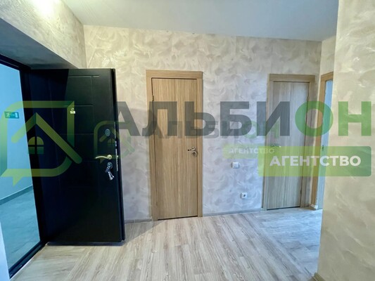 Продам двухкомнатную (2-комн.) квартиру, Сибирская ул, 74, Томск г