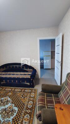 Продам однокомнатную (1-комн.) квартиру, Ивана Швецова ул, 7, Просторный мкр