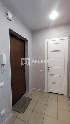 Продам однокомнатную (1-комн.) квартиру, Ивана Швецова ул, 7, Просторный мкр