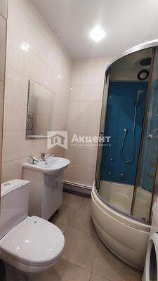 Продам однокомнатную (1-комн.) квартиру, Ивана Швецова ул, 7, Просторный мкр