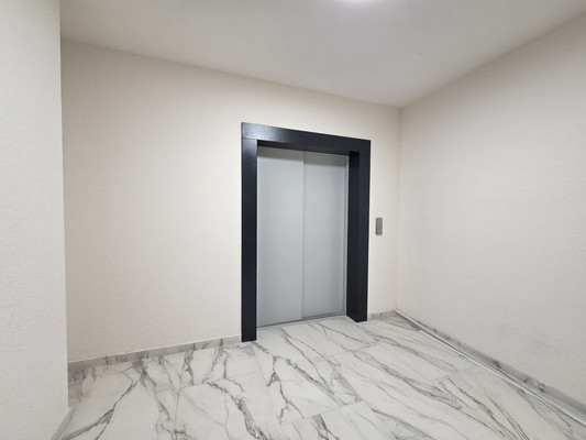 Продам однокомнатную (1-комн.) квартиру, Луговая ул, 7Ак1, Яблоновский пгт