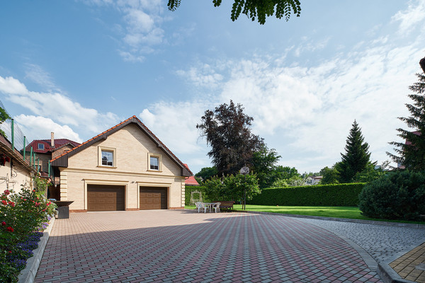 Сдам коммерческое помещение 1 001,2 м2, Тургенева ул, 22, Калининград г