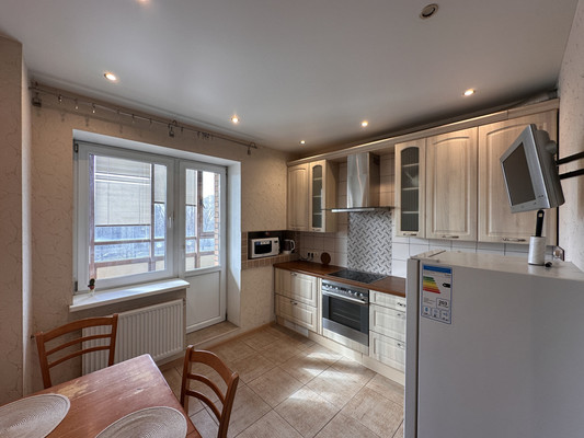 Продам однокомнатную (1-комн.) квартиру, Есенина ул, 1к1, Санкт-Петербург г