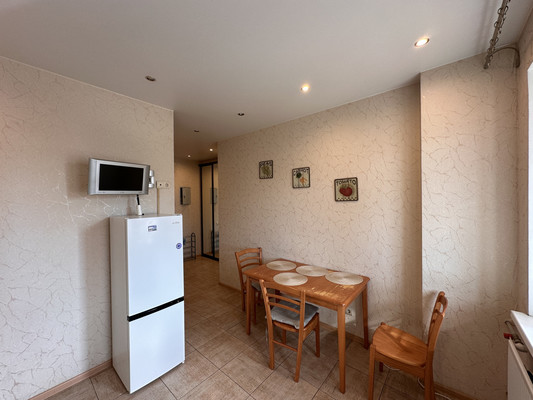 Продам однокомнатную (1-комн.) квартиру, Есенина ул, 1к1, Санкт-Петербург г