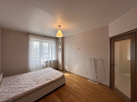 Продам однокомнатную (1-комн.) квартиру, Есенина ул, 1к1, Санкт-Петербург г