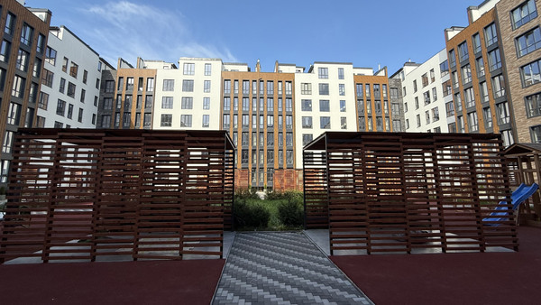 Продам двухкомнатную (2-комн.) квартиру, Кабардинская ул, 218, Нальчик г