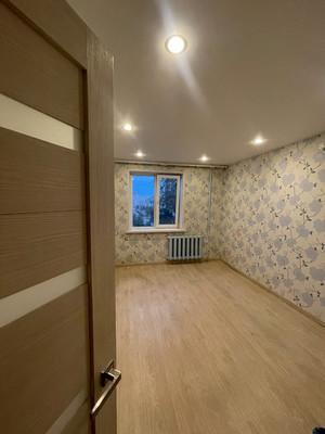 Продам трехкомнатную (3-комн.) квартиру, Петрова ул, 18, Йошкар-Ола г