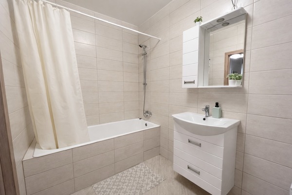 Продам однокомнатную (1-комн.) квартиру, 2-я Комсомольская ул, 16к6, Дмитров г