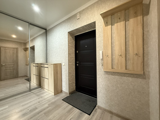 Продам однокомнатную (1-комн.) квартиру, П.Панина ул, 10, Калининград г