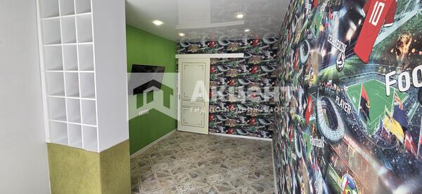 Продам трехкомнатную (3-комн.) квартиру, Красных Зорь ул, 45, Иваново г