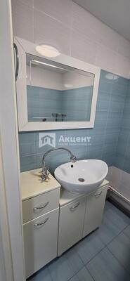 Продам трехкомнатную (3-комн.) квартиру, Красных Зорь ул, 45, Иваново г