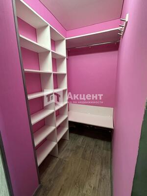 Продам трехкомнатную (3-комн.) квартиру, Красных Зорь ул, 45, Иваново г