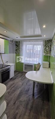 Продам трехкомнатную (3-комн.) квартиру, Красных Зорь ул, 45, Иваново г