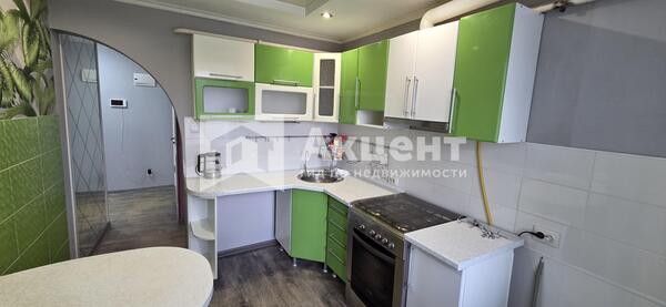 Продам трехкомнатную (3-комн.) квартиру, Красных Зорь ул, 45, Иваново г