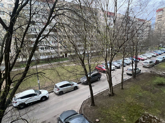 Продам трехкомнатную (3-комн.) квартиру, Ириновский пр-кт, 17Ак2, Санкт-Петербург г