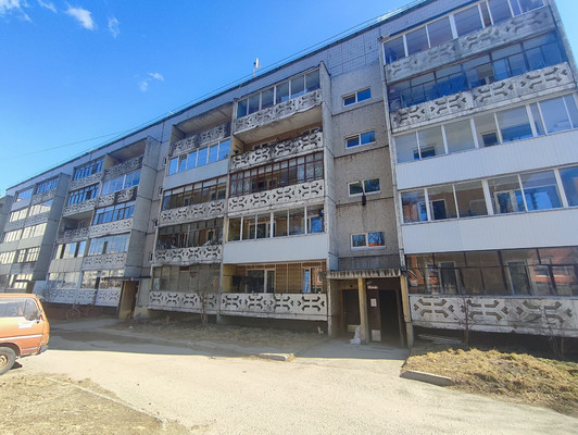 Продам однокомнатную (1-комн.) квартиру, Ленинградская ул, 6, Костомукша г