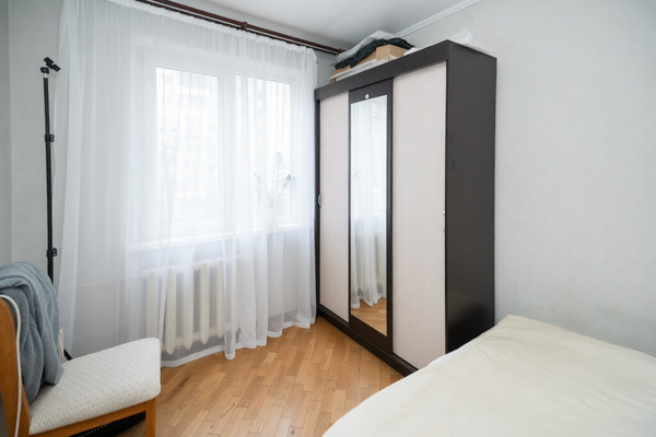 Продам трехкомнатную (3-комн.) квартиру, Черкасская ул, 43, Краснодар г