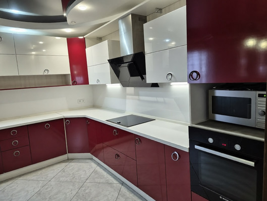 Продам многокомнатную квартиру, Гаражная ул, 67, Краснодар г
