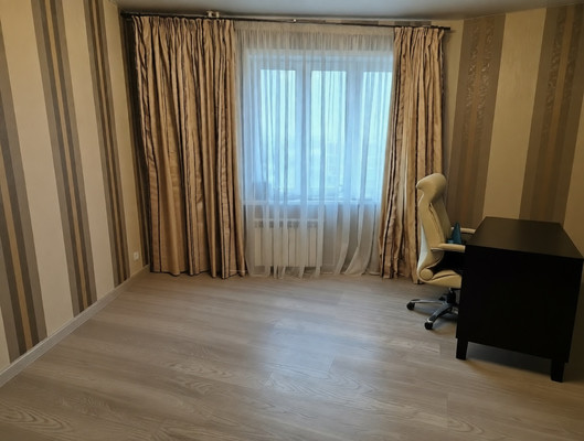 Продам многокомнатную квартиру, Гаражная ул, 67, Краснодар г