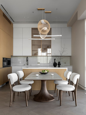 Продам трехкомнатную (3-комн.) квартиру, Генерала Дорохова пр-кт, 49, Москва г