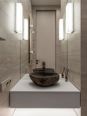 Продам трехкомнатную (3-комн.) квартиру, Генерала Дорохова пр-кт, 49, Москва г