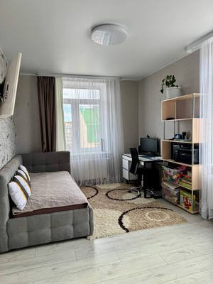 Продам двухкомнатную (2-комн.) квартиру, Пионерская ул, 28, Ханты-Мансийск г