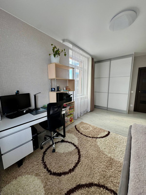 Продам двухкомнатную (2-комн.) квартиру, Пионерская ул, 28, Ханты-Мансийск г