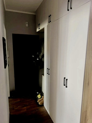 Продам двухкомнатную (2-комн.) квартиру, Югорская ул, 11, Ханты-Мансийск г