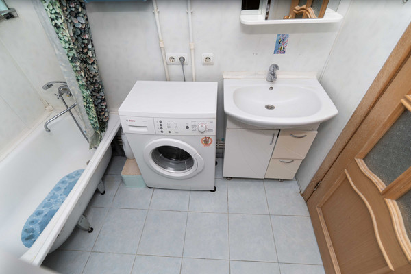 Продам дом, Гагарина ул, 273, Ханты-Мансийск г, 0 км от города