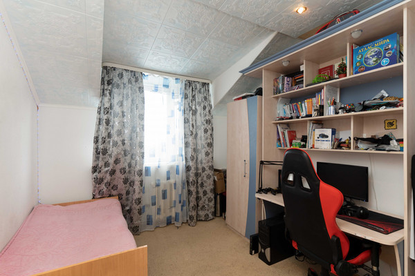 Продам дом, Гагарина ул, 273, Ханты-Мансийск г, 0 км от города