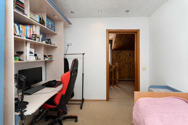 Продам дом, Гагарина ул, 273, Ханты-Мансийск г, 0 км от города