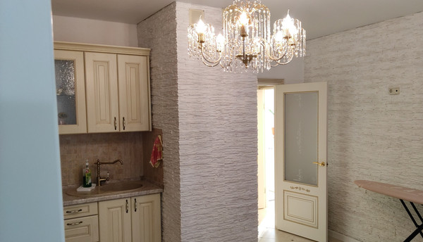 Продам трехкомнатную (3-комн.) квартиру, Молодежная ул, 7к1, Химки г