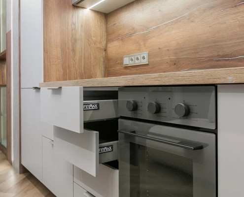 Продам двухкомнатную (2-комн.) квартиру, Аэропортовская ул, 25, Казань г