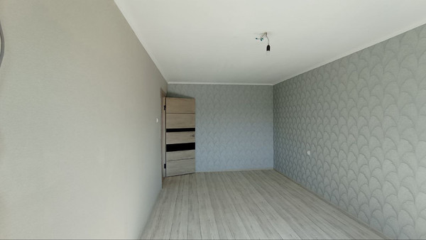 Продам трехкомнатную (3-комн.) квартиру, Коммунистическая ул, 36, Кропоткин г