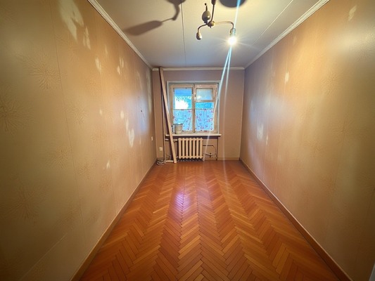 Продам трехкомнатную (3-комн.) квартиру, Лермонтова пер, 7, Кропоткин г